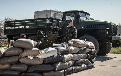 חיילים אוקראינה במחסום