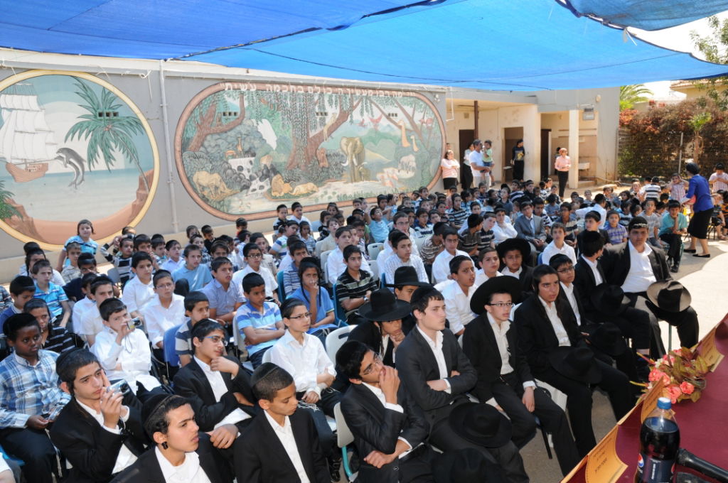 צפו בתיעוד: חבר מועצת החכמים סייר בחדרה