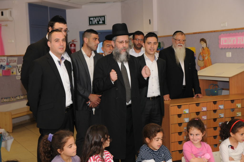 צפו בתיעוד: חבר מועצת החכמים סייר בחדרה