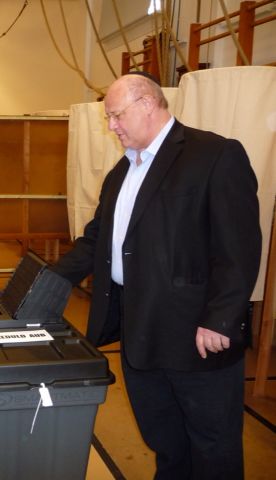 בצל הפיגוע האנטישמי: בחירות באיחוד האירופי • צפו