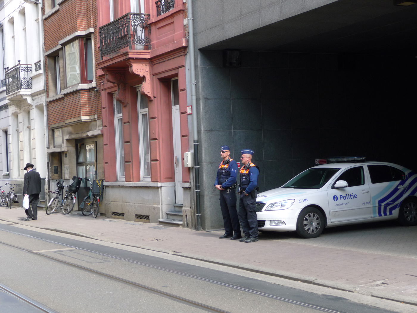 בצל הפיגוע האנטישמי: בחירות באיחוד האירופי • צפו