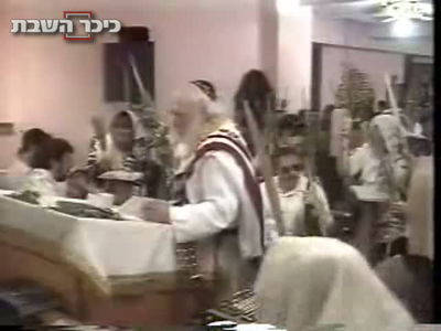 תיעוד מיוחד: הושענא רבא עם ר´ שלמה קרליבך