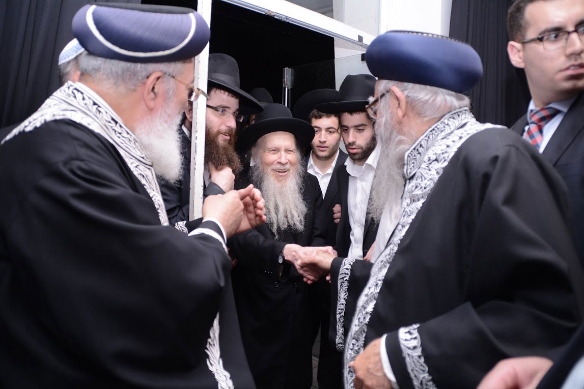 צפו בגלריה: חתונת נכד הראשל"צ הגאון רבי שלמה משה עמאר