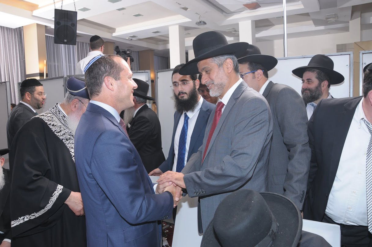 צפו בגלריה: חתונת נכד הראשל"צ הגאון רבי שלמה משה עמאר