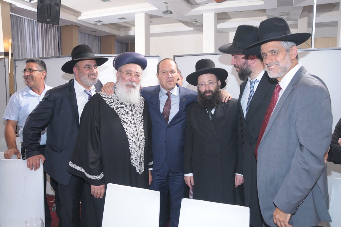 צפו בגלריה: חתונת נכד הראשל"צ הגאון רבי שלמה משה עמאר