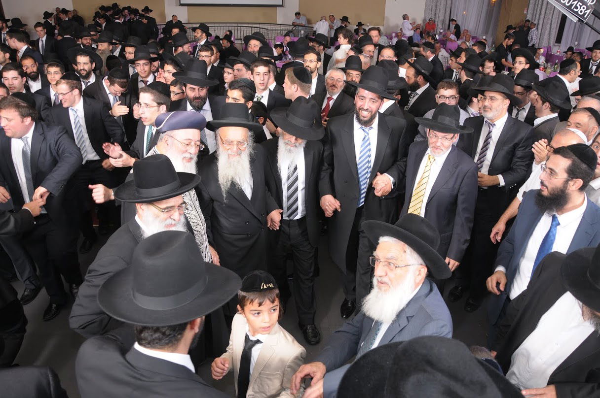 צפו בגלריה: חתונת נכד הראשל"צ הגאון רבי שלמה משה עמאר