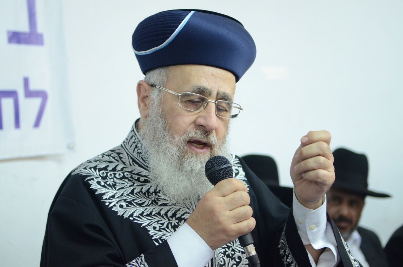 "דתיים עם כיפות עולים להר הבית, 'רבנים' נכשלו בכרת"