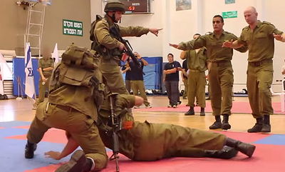 הטכניקה פשוטה האימונים קשים: תחרות קרב מגע בצה"ל