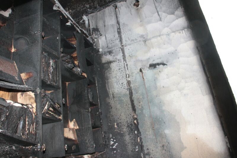 בצהרי החג: בית כנסת בהר נוף עלה באש; חשד להצתה