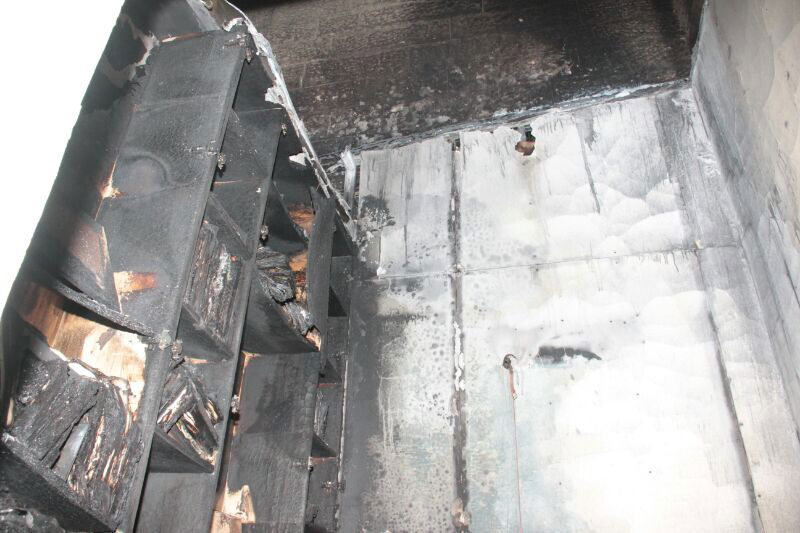 בצהרי החג: בית כנסת בהר נוף עלה באש; חשד להצתה