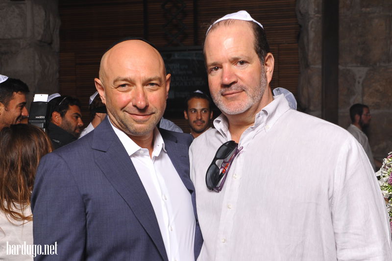 חגיגה בכותל: המפכ"ל והרב עמאר חגגו עם גנאדי בוגלובוב