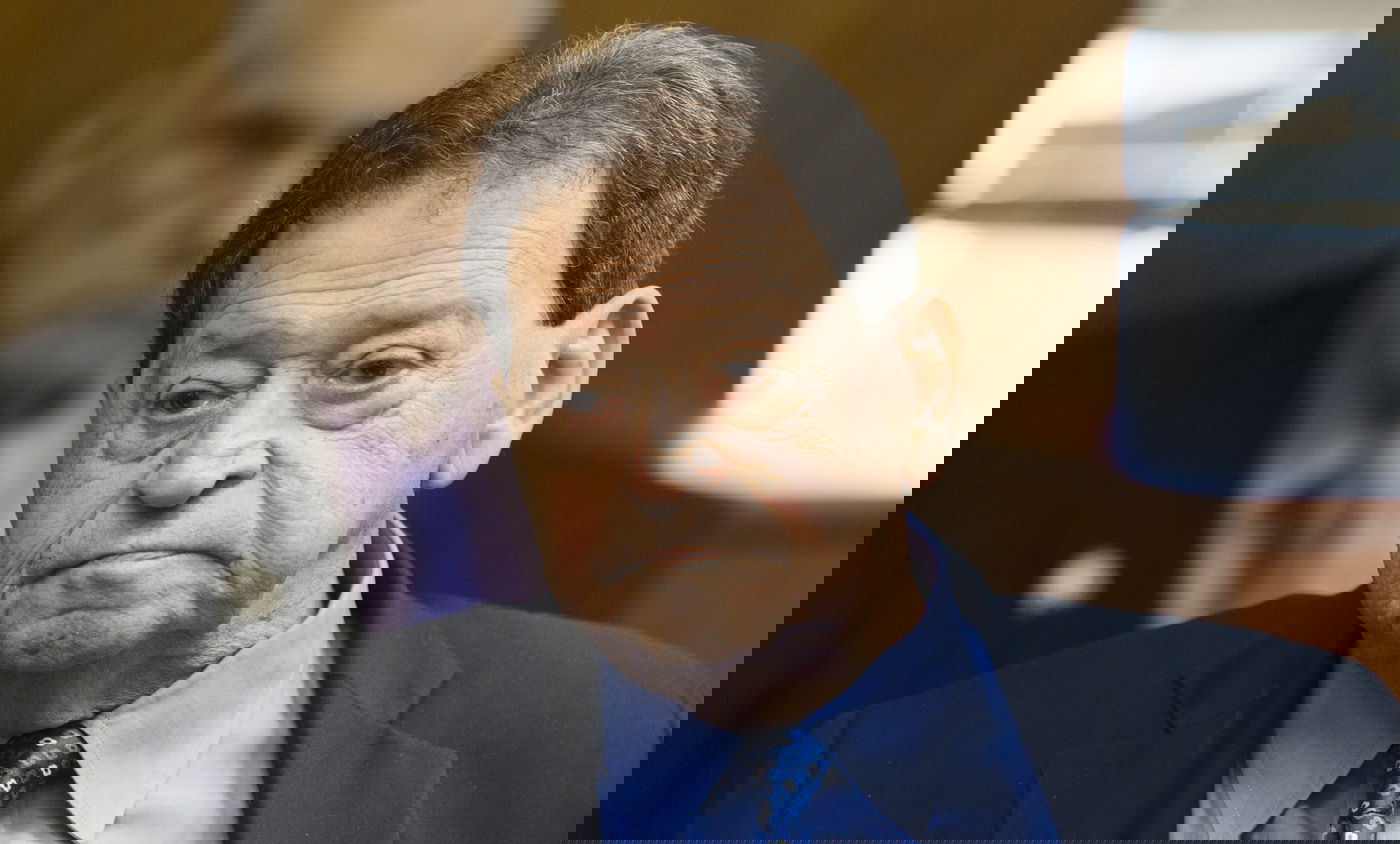 4 ימים לפני הבחירות: בן אליעזר נחקר תחת אזהרה