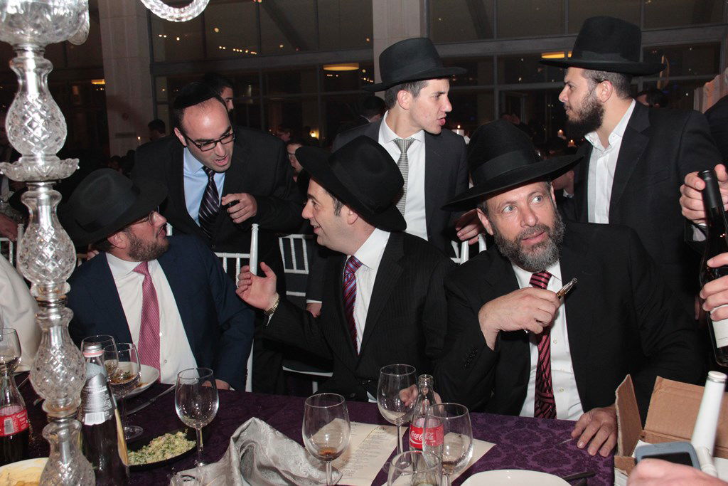 תיעוד ענק: מפגן הכוח של יו"ר ש"ס בחתונת בתו