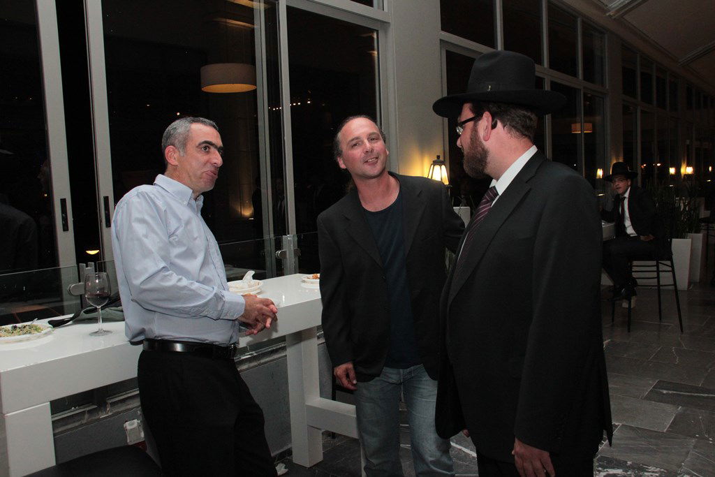 תיעוד ענק: מפגן הכוח של יו"ר ש"ס בחתונת בתו