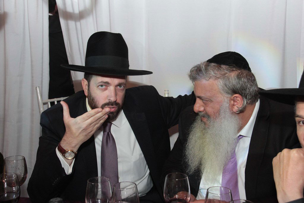 תיעוד ענק: מפגן הכוח של יו"ר ש"ס בחתונת בתו