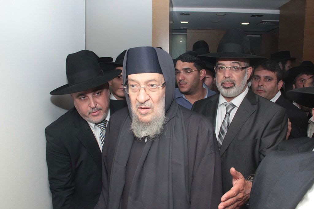 תיעוד ענק: מפגן הכוח של יו"ר ש"ס בחתונת בתו