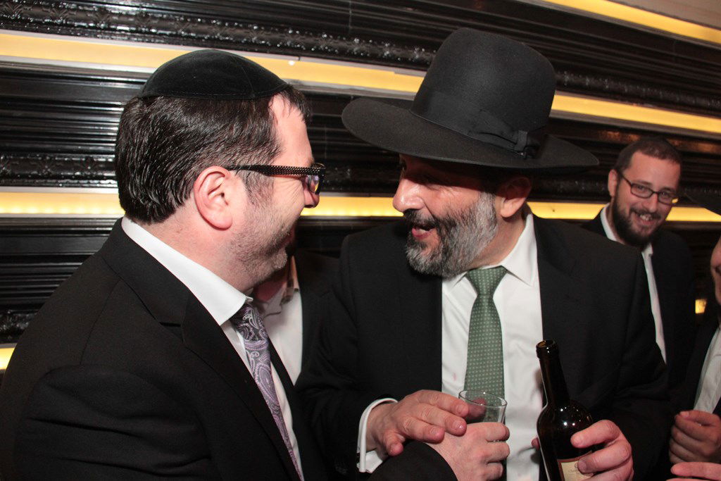 תיעוד ענק: מפגן הכוח של יו"ר ש"ס בחתונת בתו