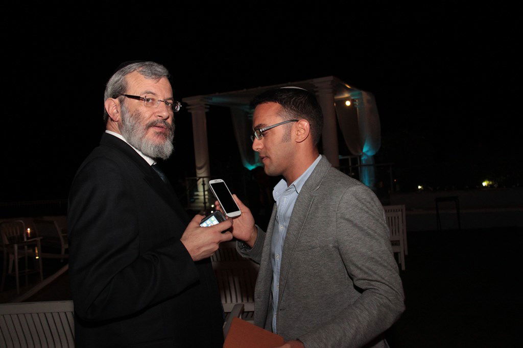 תיעוד ענק: מפגן הכוח של יו"ר ש"ס בחתונת בתו