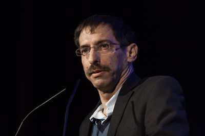 יגיד ערער, השר אורי אורבך