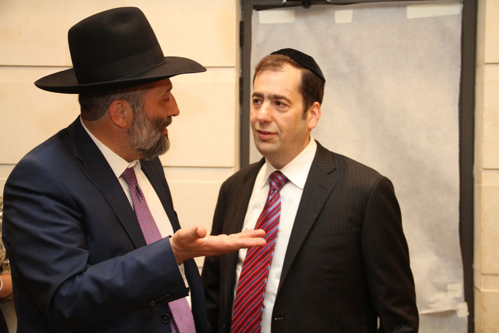 דרעי לנתניהו: "די לרדיפה הנוראה של לומדי התורה"