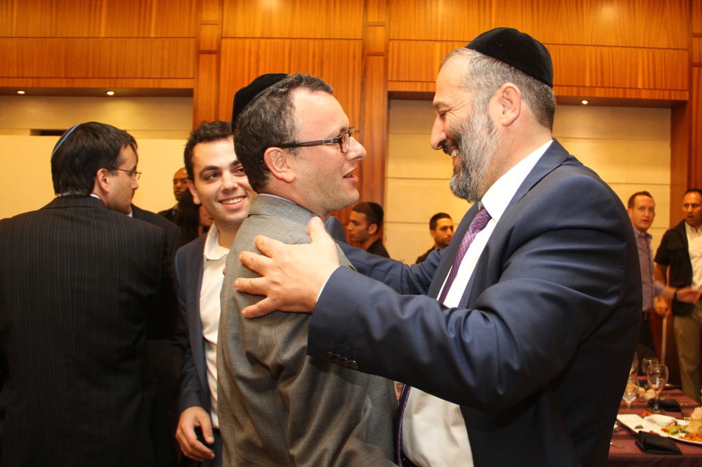 דרעי לנתניהו: "די לרדיפה הנוראה של לומדי התורה"