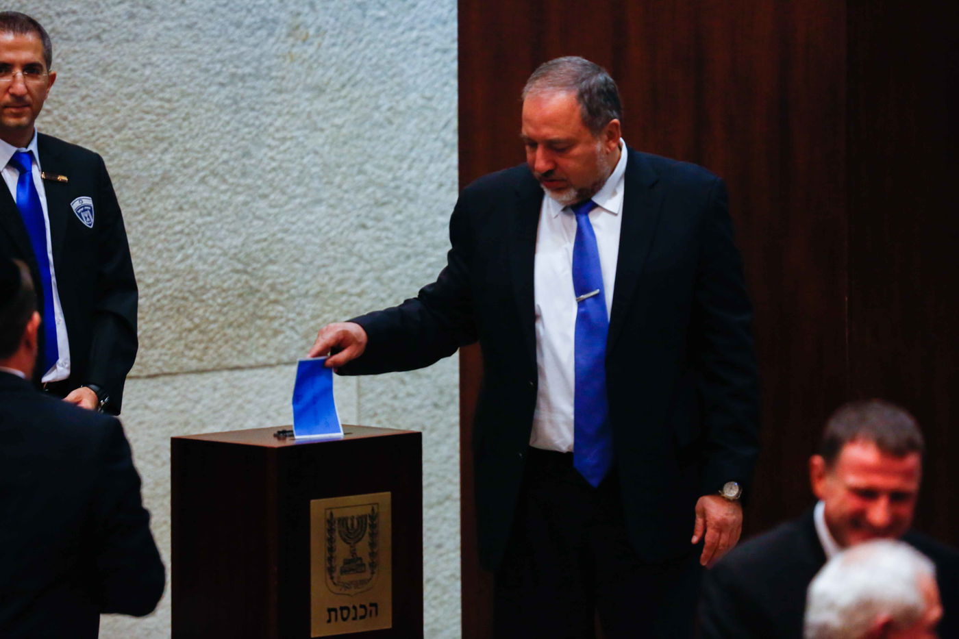 מיוחד: גלריה מתעדכנת מהבחירות לנשיאות בכנסת