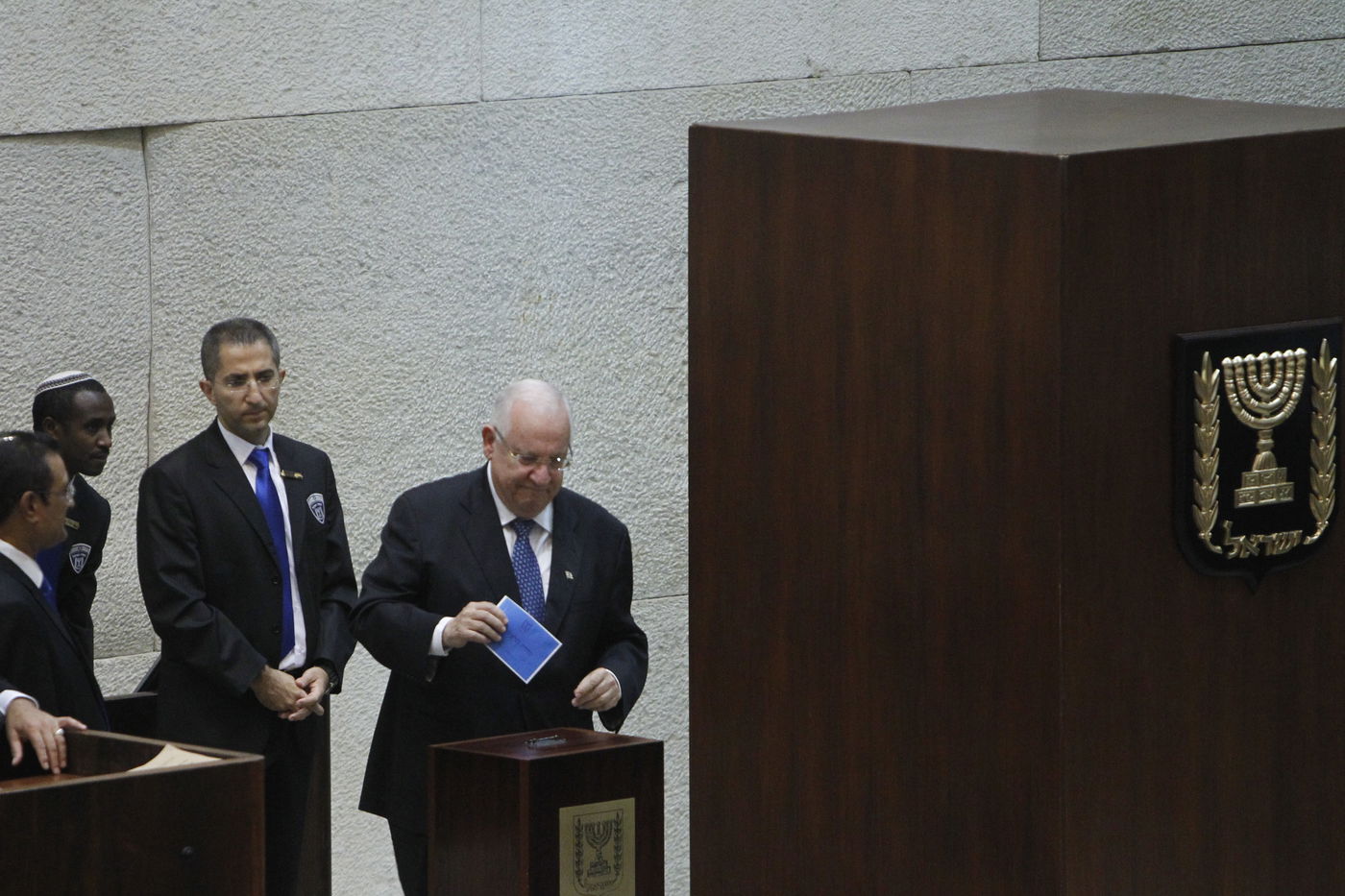 מיוחד: גלריה מתעדכנת מהבחירות לנשיאות בכנסת