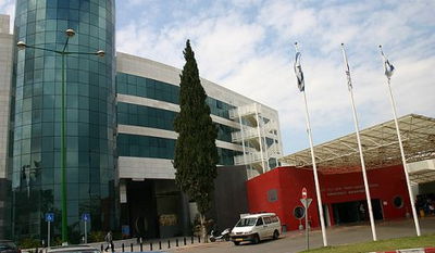 בית-החולים אסף הרופא. הכשרות הוחזרה