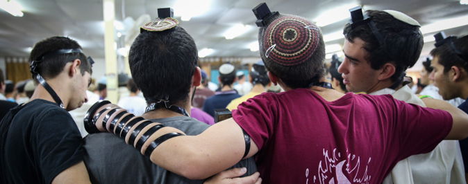 הותר לפרסום: אחד הנערים חייג למשטרה ולחש "חטפו אותנו"