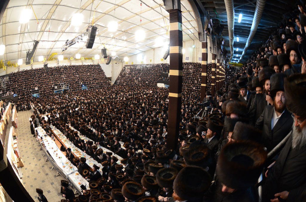 גלריה: שבע ברכות המרכזי בבעלזא בצל פיגוע החטיפה