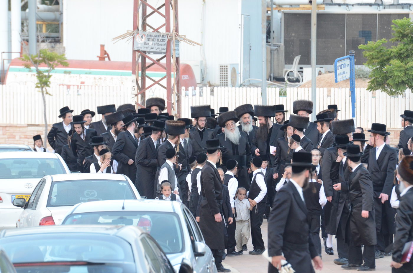 גלריה: שמחת הפארשפיל בחצר הקודש צאנז