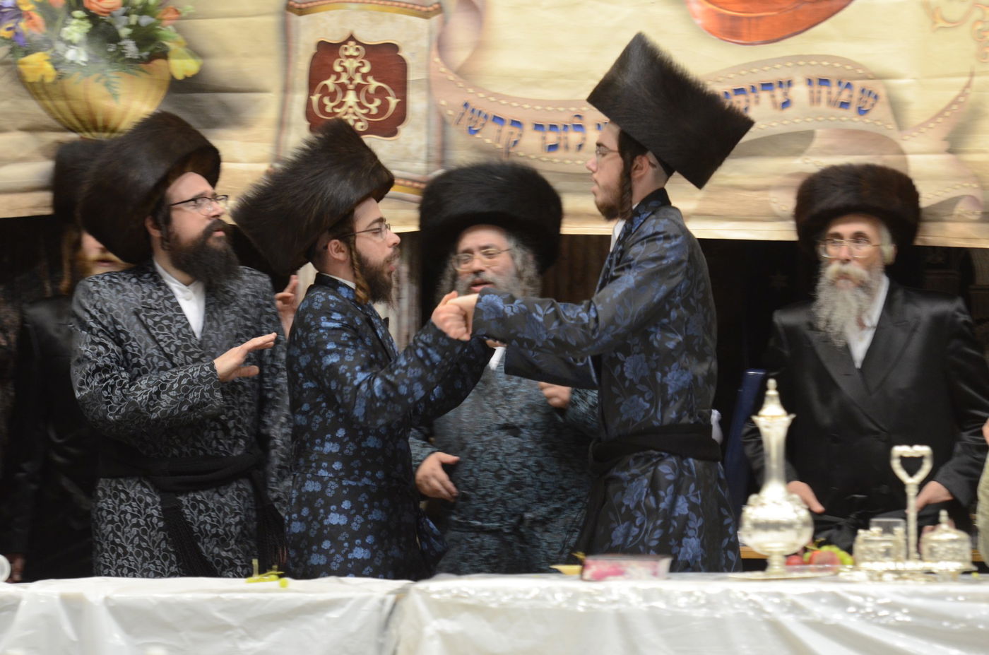 גלריה: שמחת הפארשפיל בחצר הקודש צאנז