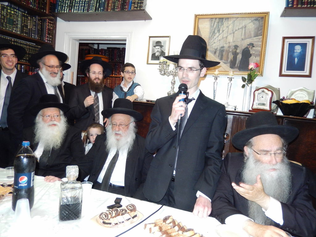 תיעוד: ראשי ישיבת פוניבז' השתדכו