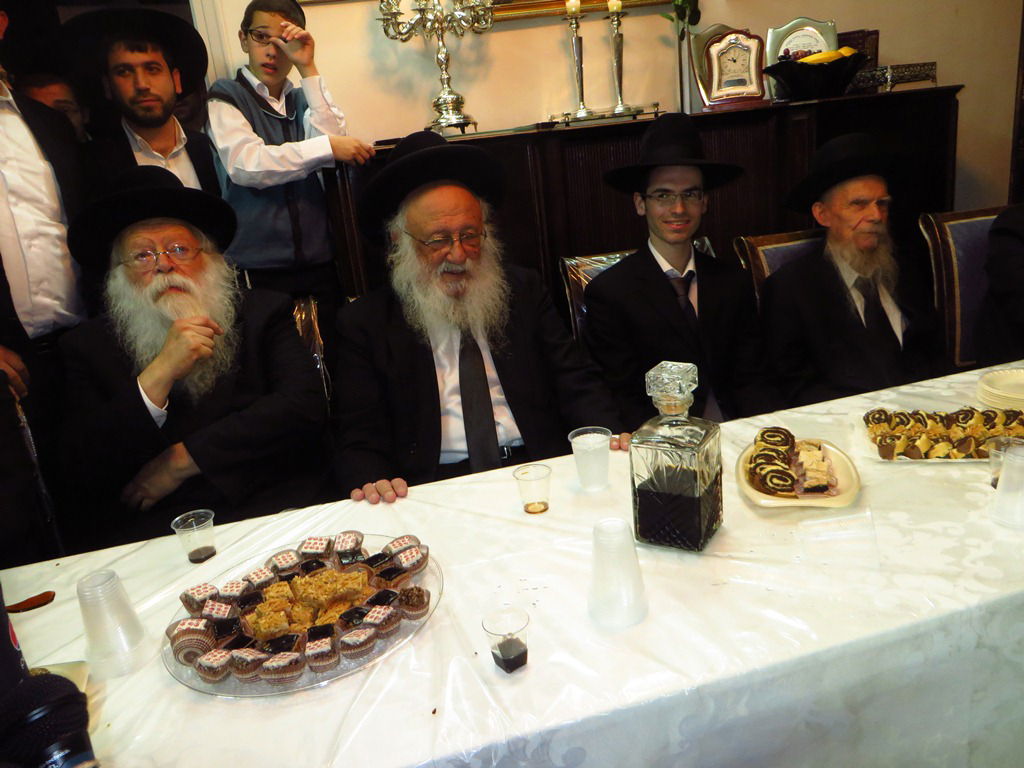 תיעוד: ראשי ישיבת פוניבז' השתדכו