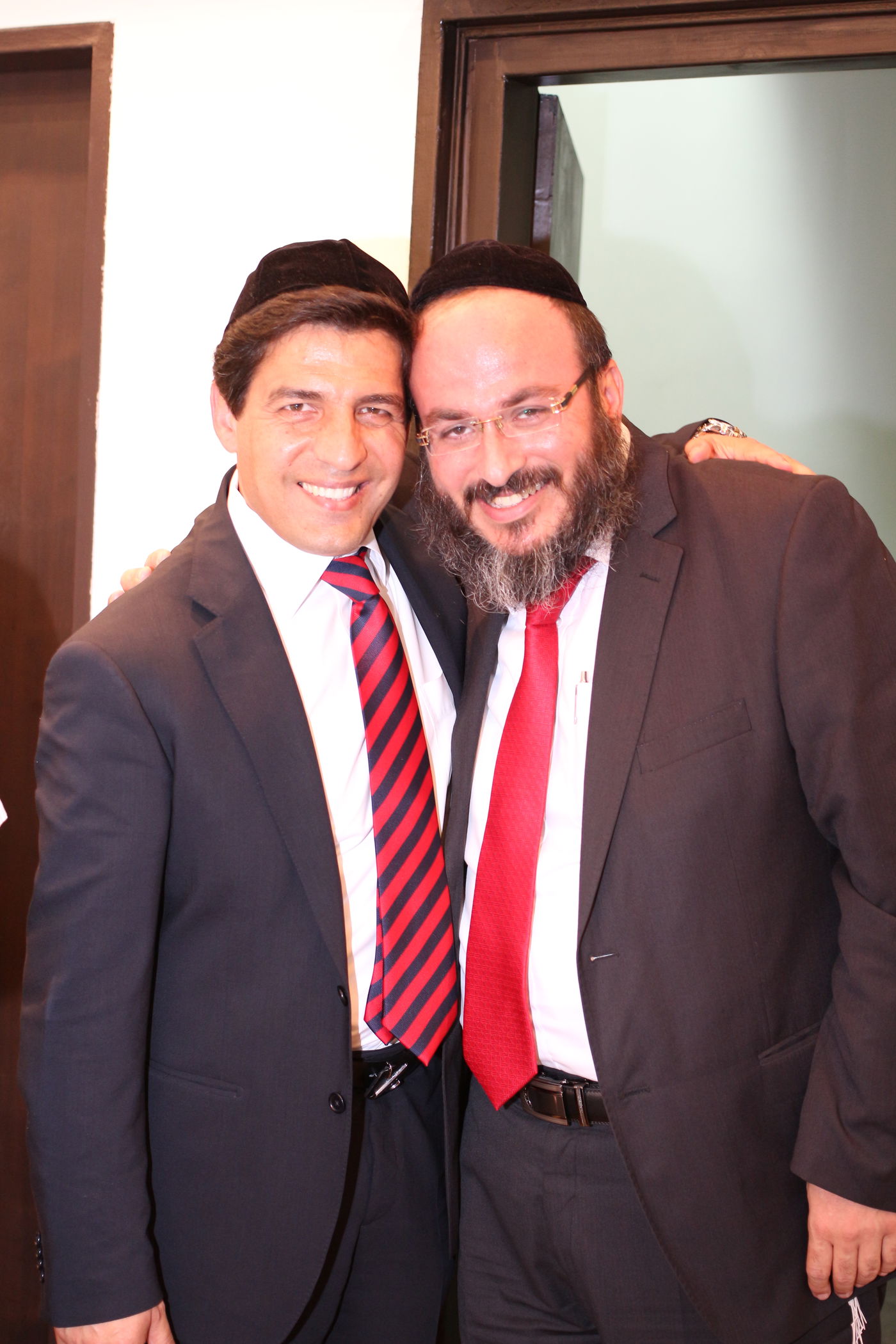 תיעוד: המקובל רבי בניהו שמואלי ביקר ברדיו החרדי 'קול ברמה'