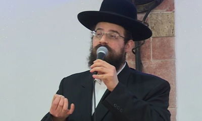 ביצוע מפתיע: חברי הלהקה הגוראית שרו פרחי לונדון