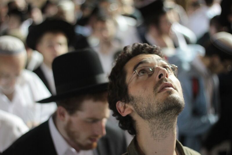 גלריה: מאות העתירו בכותל למען הנערים החטופים