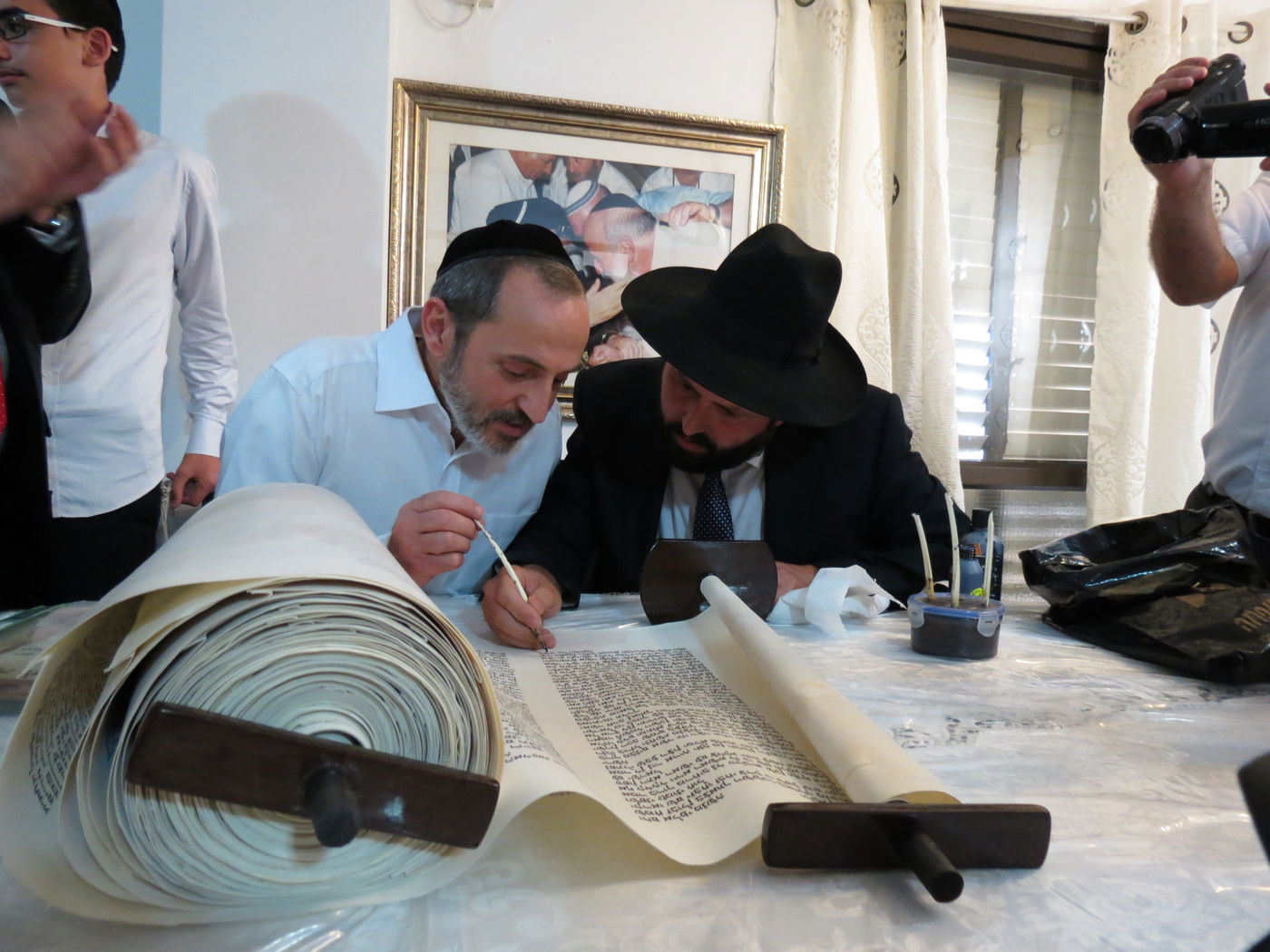 צפת: הראשל"צ חגג בהכנסת ספר תורה