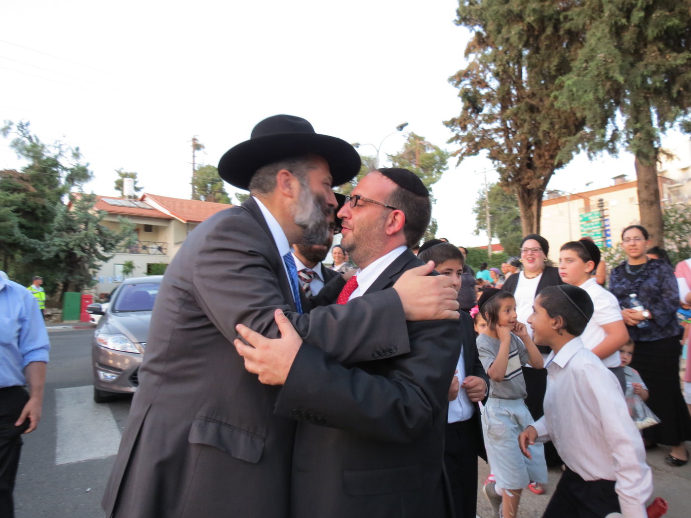 צפת: הראשל"צ חגג בהכנסת ספר תורה