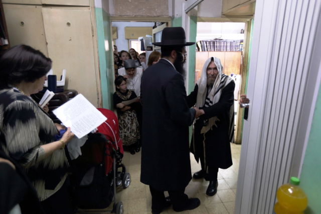 מרן הגראי"ל שטיינמן בביתו, אמש