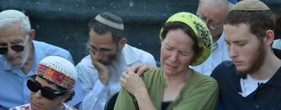 בראש מורכן ודמעות: דרכם האחרונה של אייל, נפתלי וגיל-עד