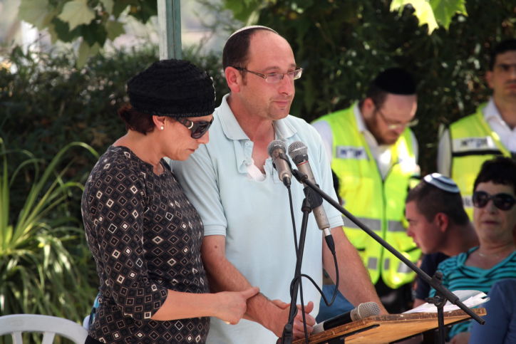 הלוויות קורעות לב: "תנוח בשלום ילד שלי; אנחנו צריכים כוח"