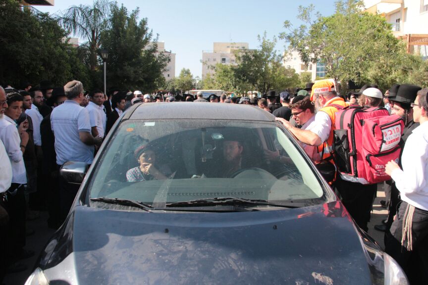 הלוויות קורעות לב: "תנוח בשלום ילד שלי; אנחנו צריכים כוח"