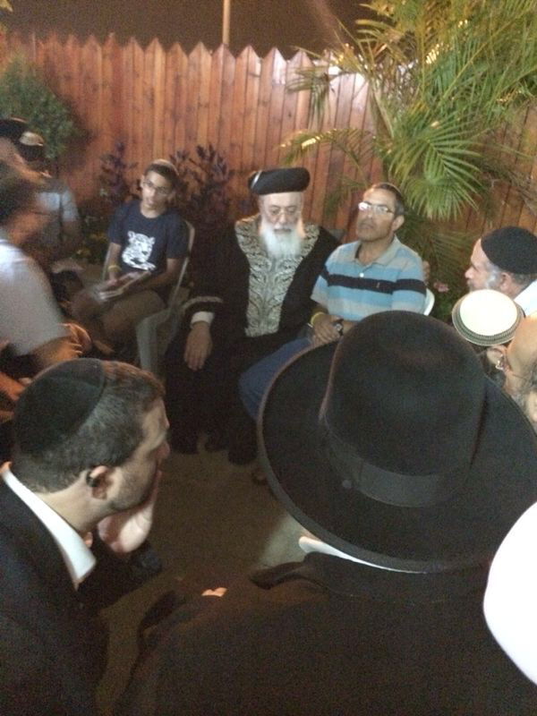 הרב שלמה משה עמאר ניחם את משפחת יפרח