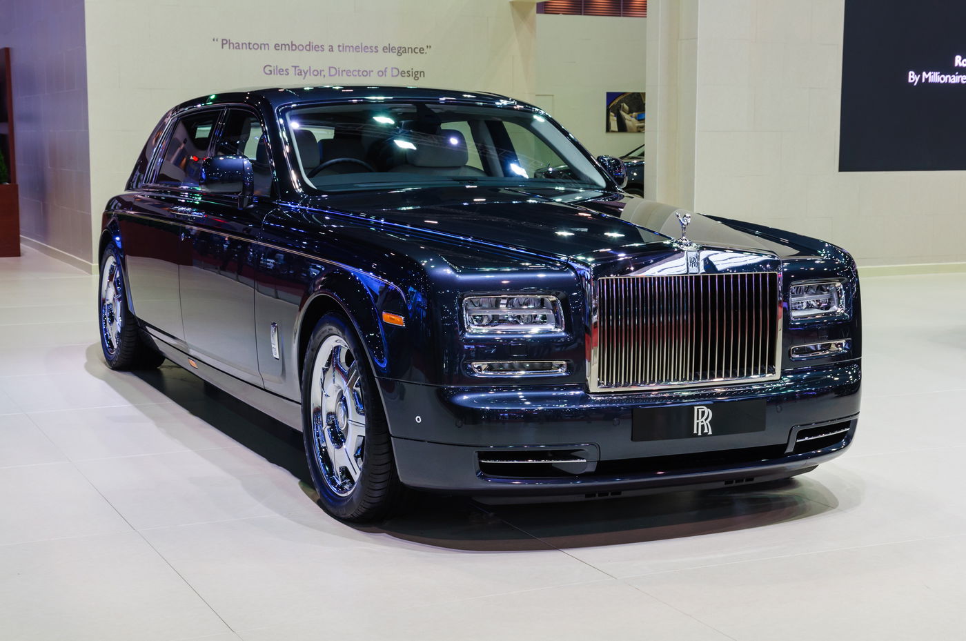רולס רויס פאנטום מוארך