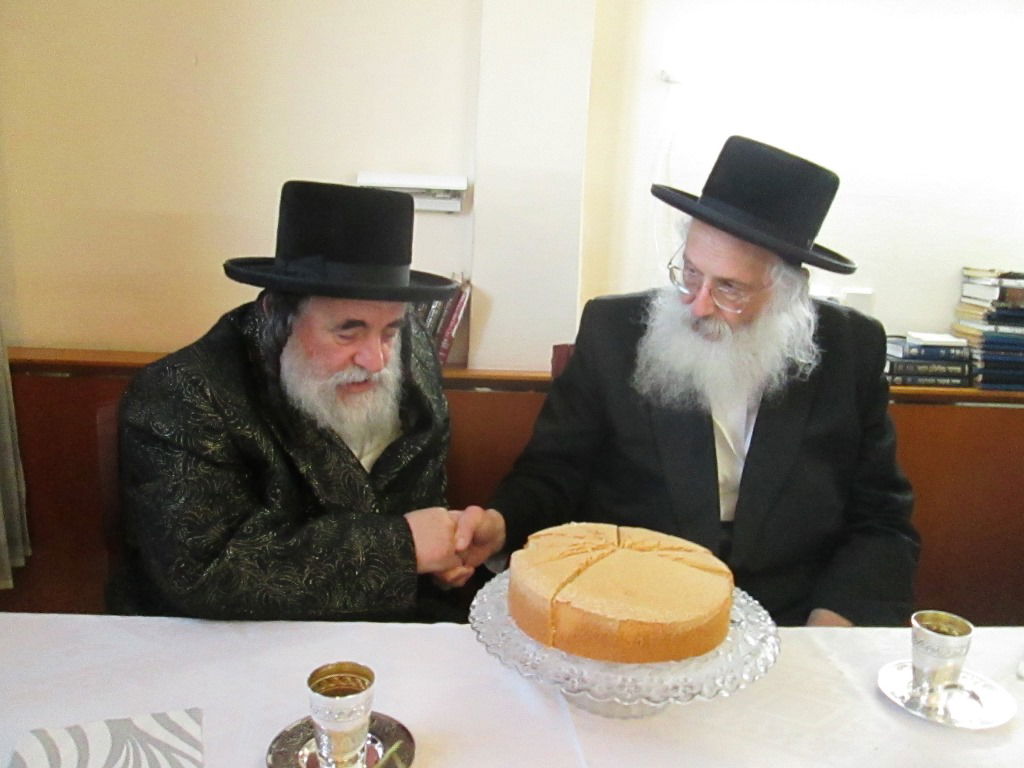 תיעוד: האדמו"רים מגור וויז'ניץ מבקרים את הרבי מהורדנקא