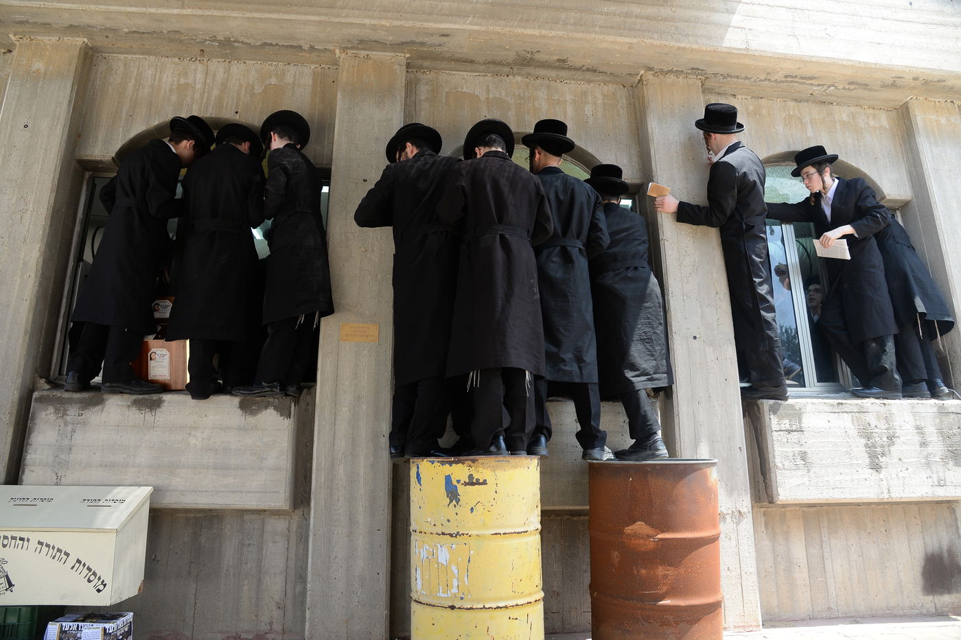 20 שנה להסתלקות: האדמו"ר מצאנז עלה לקבר אביו