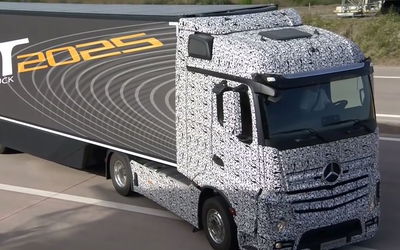 צפו: העתיד כבר כאן: מרצדס הציגה משאית ללא נהג