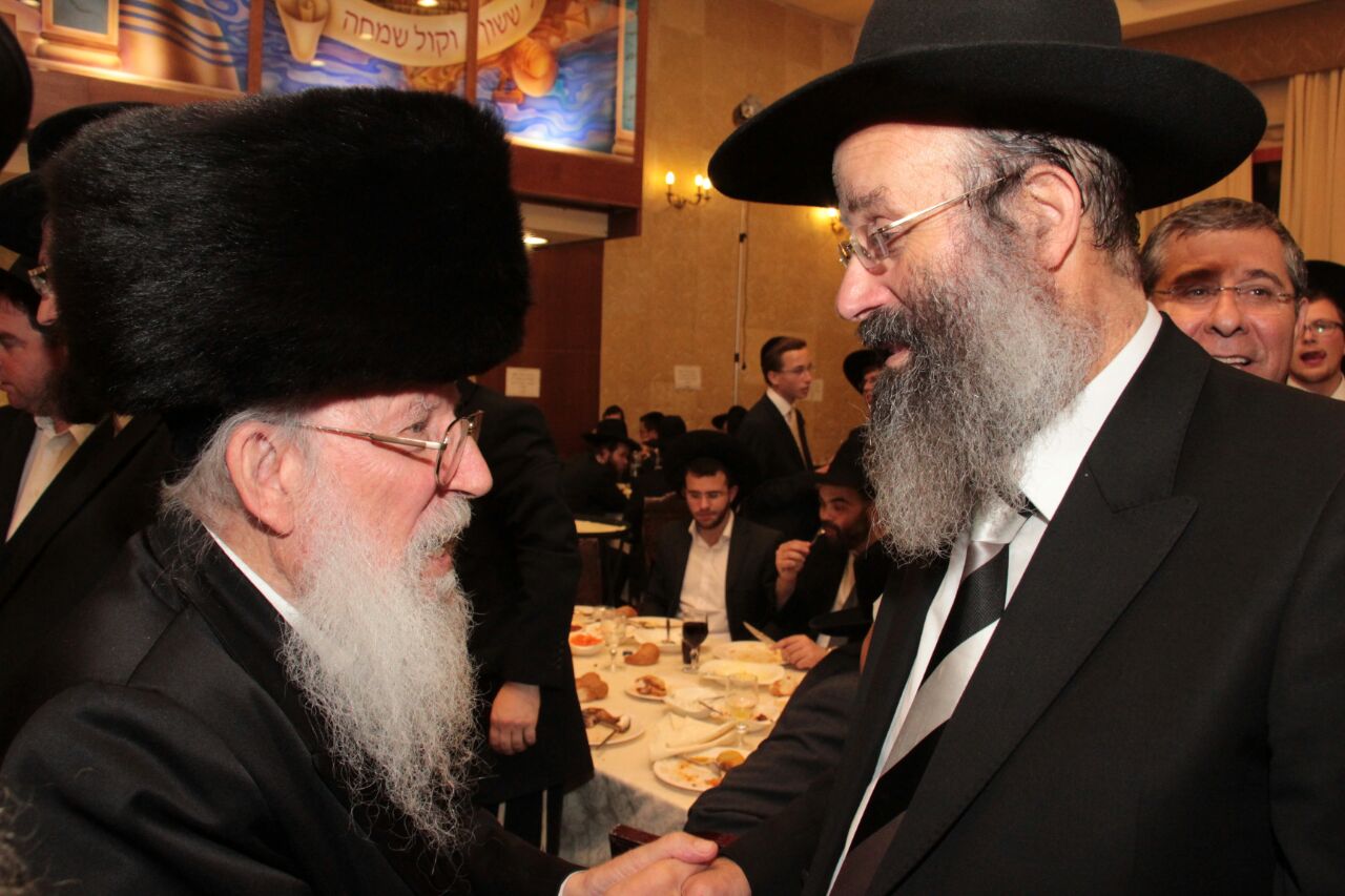 גלריה: הגר"ח קנייבסקי רקד אצל "המלך" אברהם רובינשטיין