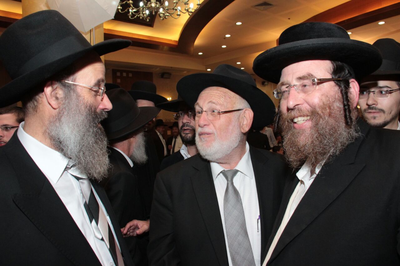 גלריה: הגר"ח קנייבסקי רקד אצל "המלך" אברהם רובינשטיין